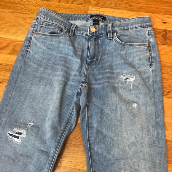 Distressed jeans - White House Black Market Size 4 - Picture 3 of 6